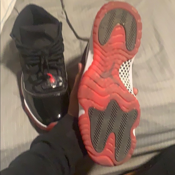 Jordan 11 Bred’s 2011 - Picture 4 of 5